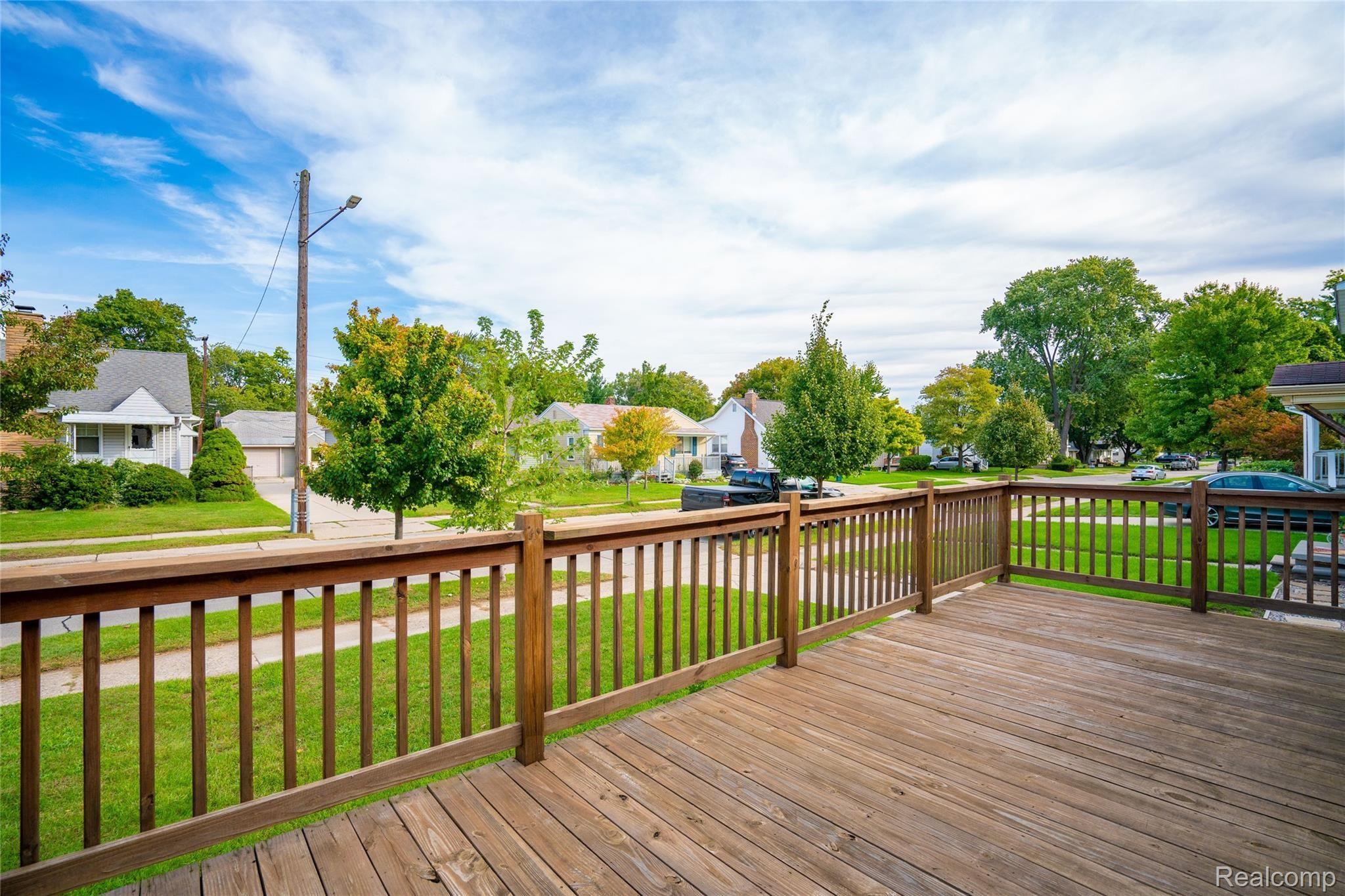 154 Roth Boulevard Clawson, MI 48017 - Photo 2 of 28 Roth-3.jpg