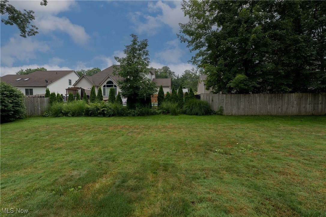 2856 Shellhart Road Barberton, OH 44203 - Photo 9 of 27 View of yard