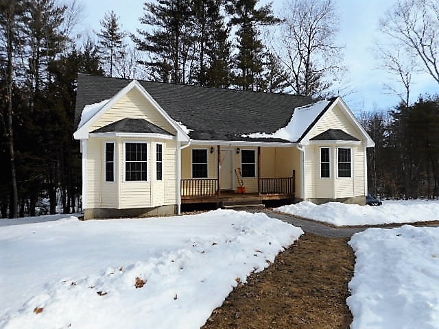 14 Harvest Road Chichester, NH 03258 - Photo 4 of 33 Gallery Image 4