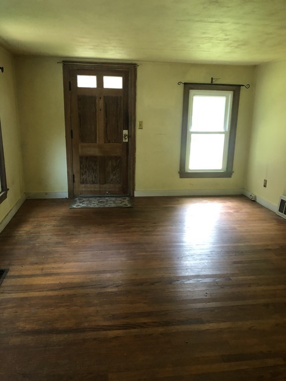 270 Wisdom Way Greenfield, MA 01301 - Photo 12 of 29 Gallery Image 12