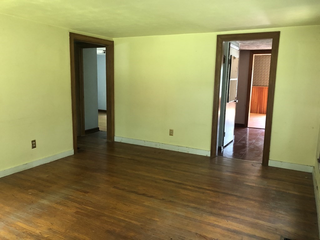 270 Wisdom Way Greenfield, MA 01301 - Photo 13 of 29 Gallery Image 13