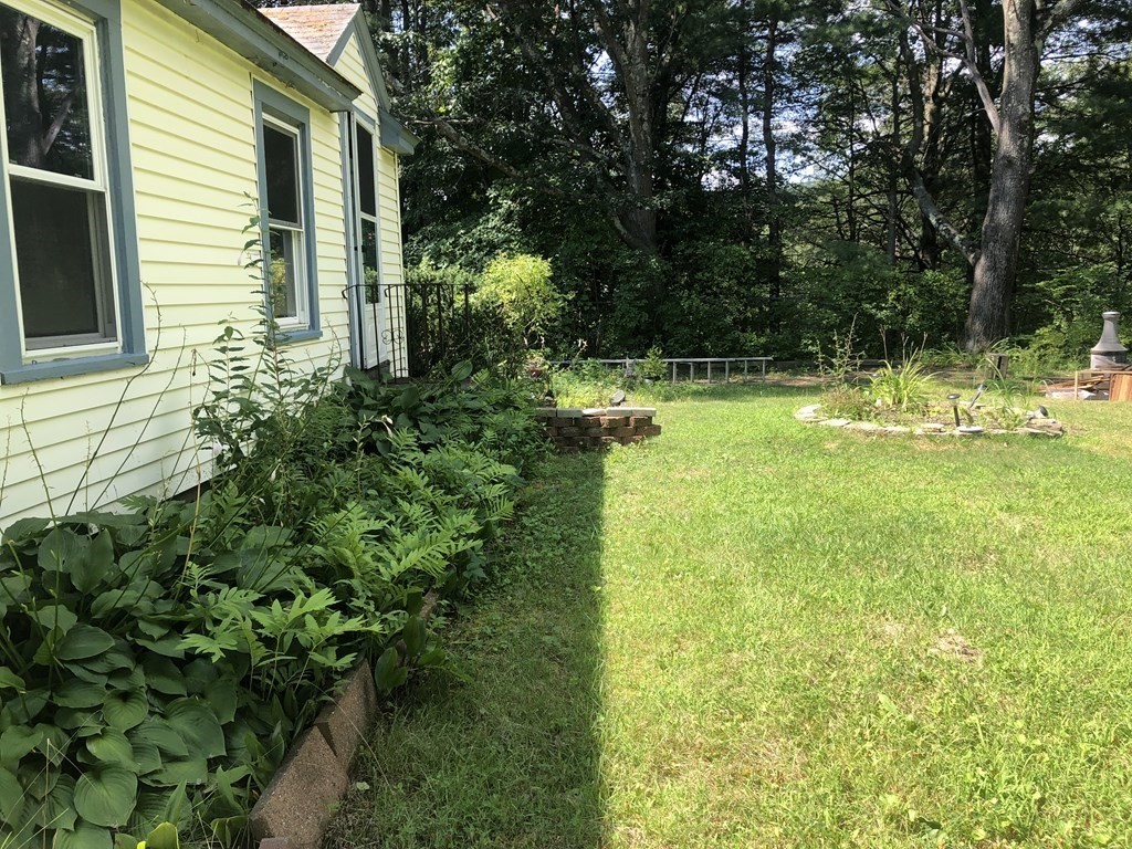 270 Wisdom Way Greenfield, MA 01301 - Photo 3 of 29 Gallery Image 3