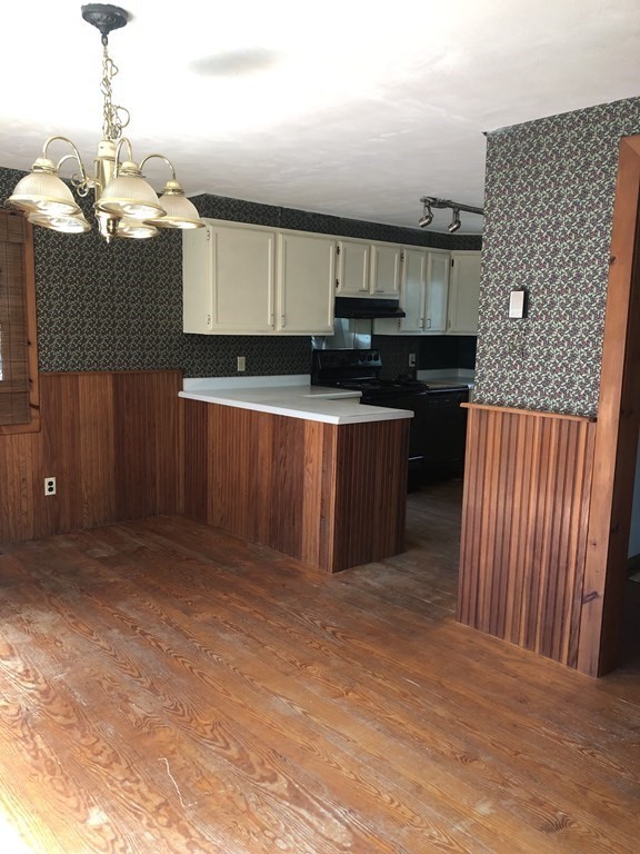 270 Wisdom Way Greenfield, MA 01301 - Photo 6 of 29 Gallery Image 6