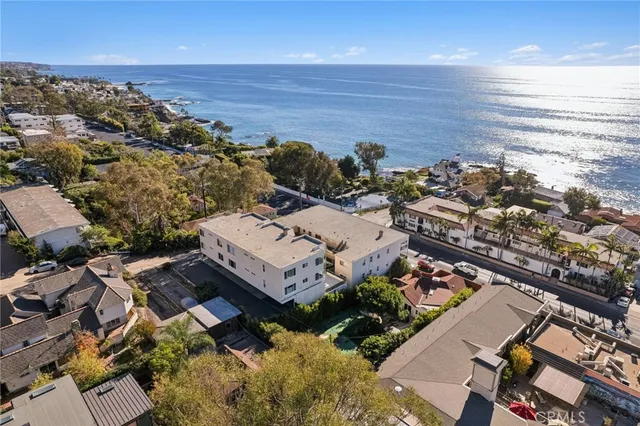 $1,250,000 | 240 Moss Street, Unit 2, Laguna Beach, CA 92651
