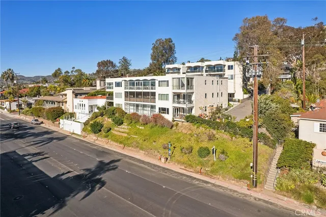 $1,250,000 | 240 Moss Street, Unit 2, Laguna Beach, CA 92651