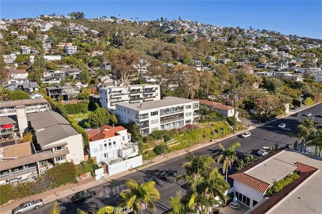 $1,250,000 | 240 Moss Street, Unit 2, Laguna Beach, CA 92651