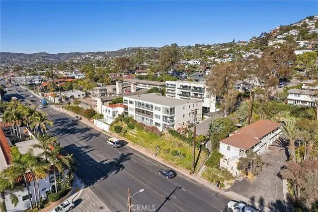 $1,250,000 | 240 Moss Street, Unit 2, Laguna Beach, CA 92651