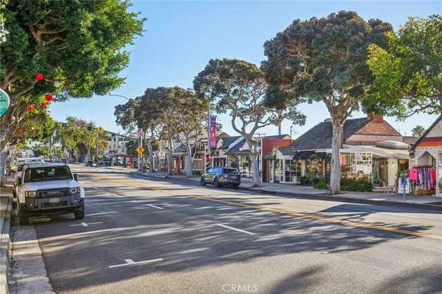 $1,250,000 | 240 Moss Street, Unit 2, Laguna Beach, CA 92651