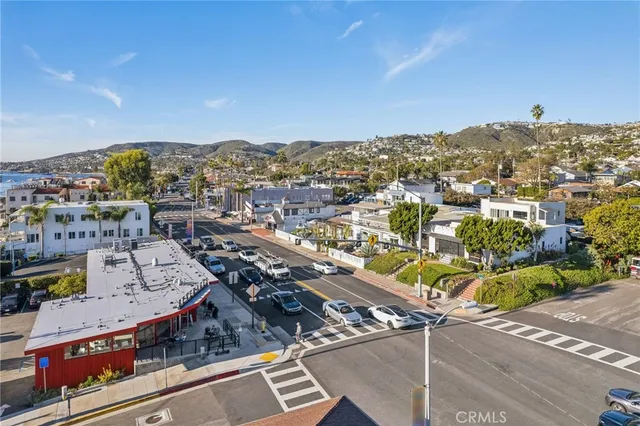 $1,250,000 | 240 Moss Street, Unit 2, Laguna Beach, CA 92651
