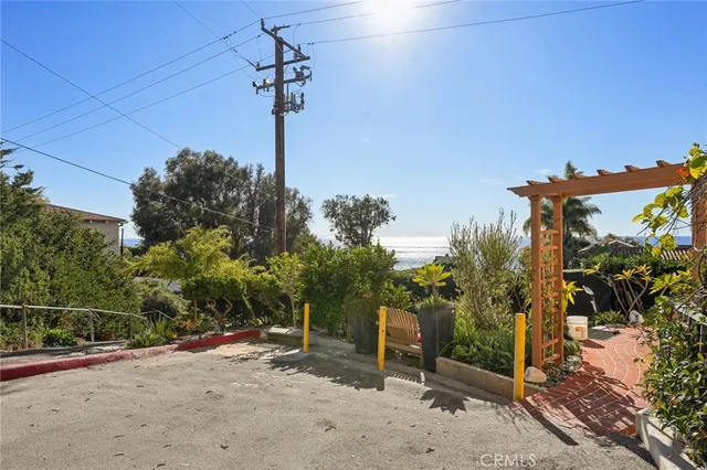 $1,250,000 | 240 Moss Street, Unit 2, Laguna Beach, CA 92651