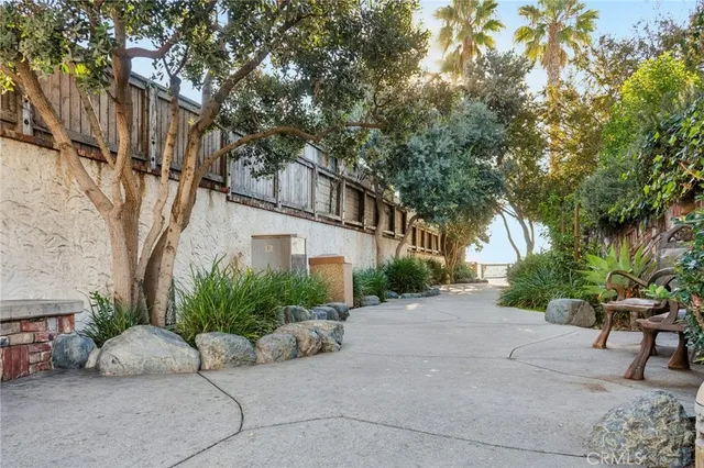 $1,250,000 | 240 Moss Street, Unit 2, Laguna Beach, CA 92651