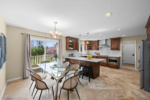 $900,000 | 26 Brandywine Road, South Barrington, IL 60010