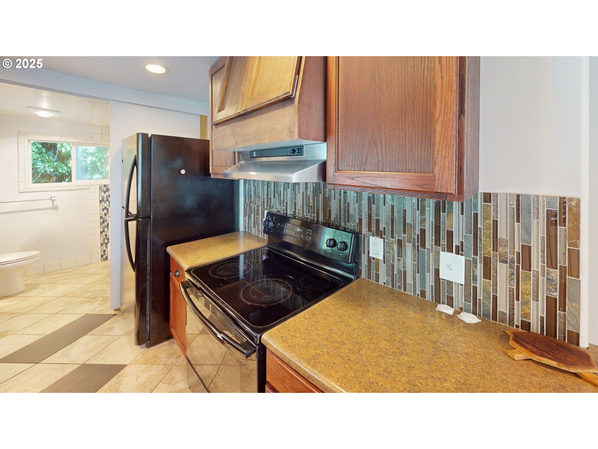 95169 Vista Loop Gold Beach, OR 97444 - Photo 35 of 47 Kitchen