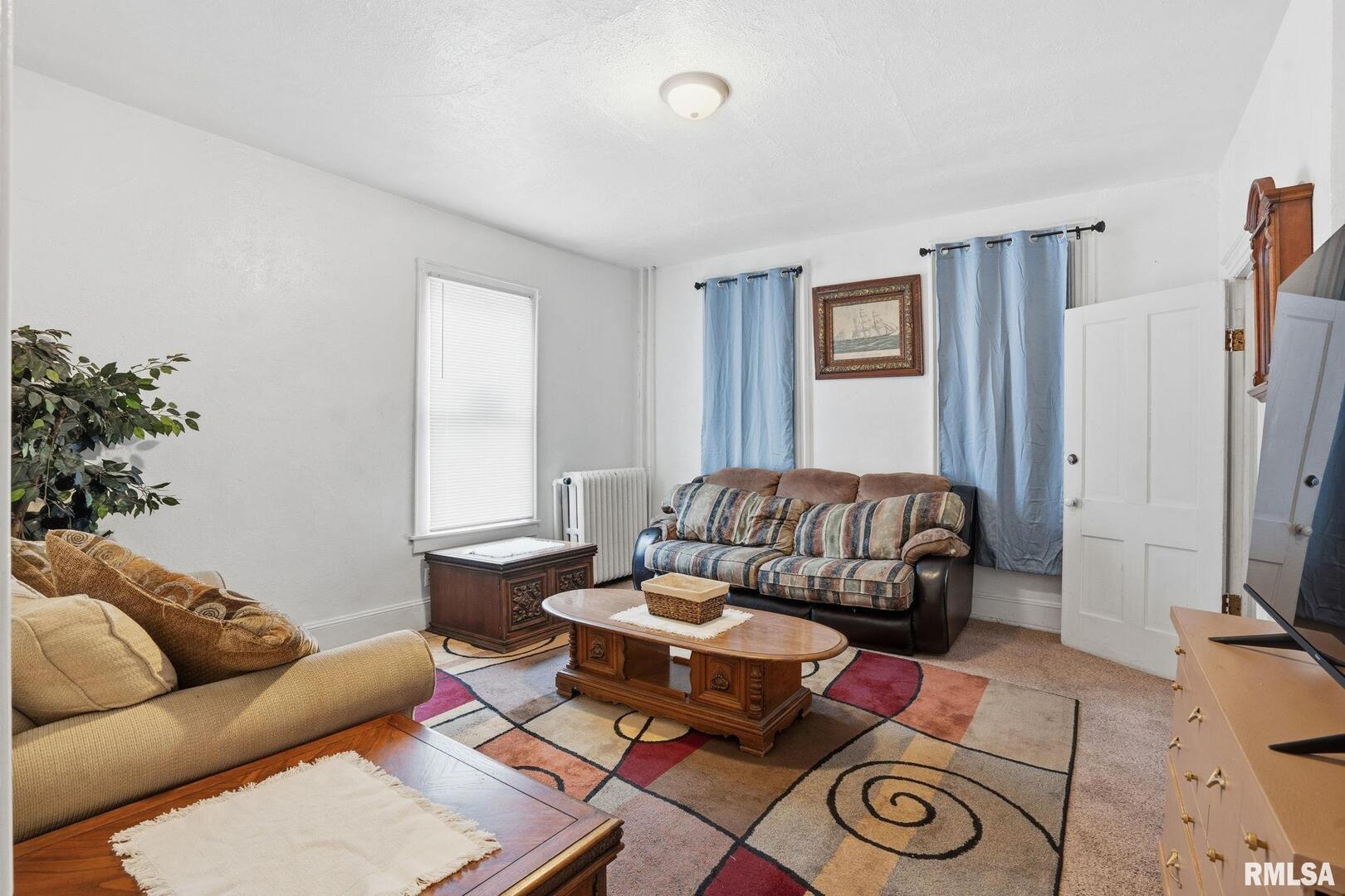 903 17th Street Rock Island, IL 61201 - Photo 4 of 24