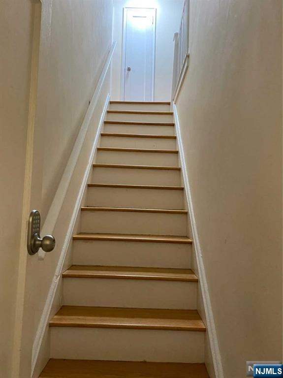 350 Gilbert Street, Unit 2 Ridgewood, NJ 07450 - Photo 2 of 12