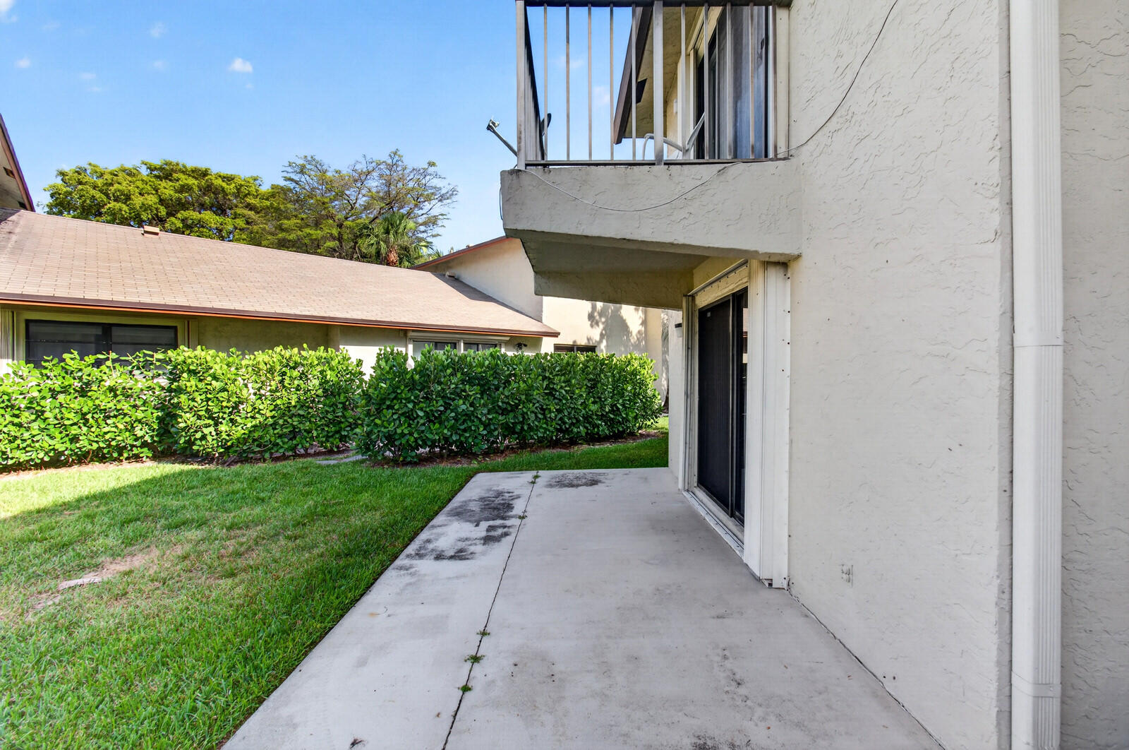 3951 Northeast 19th Road, Unit 1701 Pompano Beach, FL 33064 - Photo 80 of 82 DSC_6851