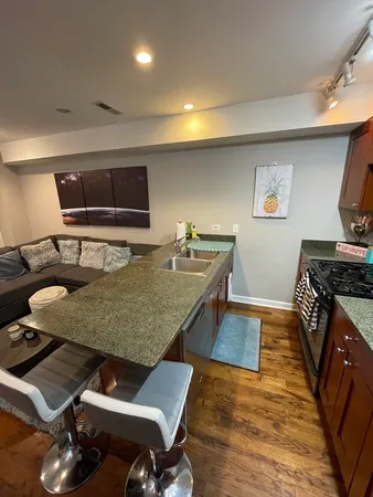 $2,595 | 1431 West Cortez Street, Unit 1R, Chicago, IL 60642