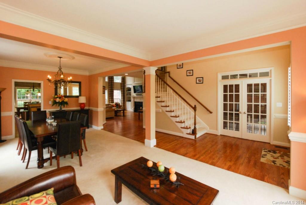 17028 Turtle Point Road Charlotte, NC 28278 - Photo 2 of 24 Gallery Image 2