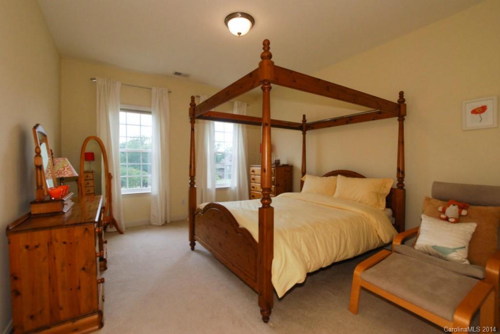 17028 Turtle Point Road Charlotte, NC 28278 - Photo 15 of 24 Gallery Image 15