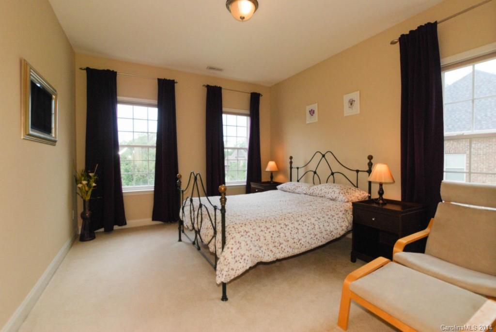 17028 Turtle Point Road Charlotte, NC 28278 - Photo 17 of 24 Gallery Image 17