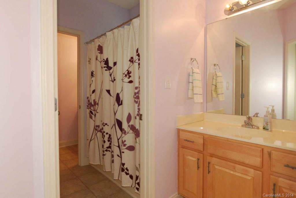 17028 Turtle Point Road Charlotte, NC 28278 - Photo 18 of 24 Gallery Image 18