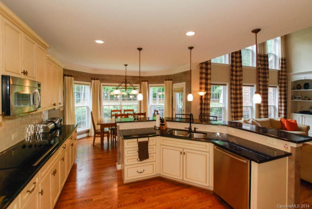 17028 Turtle Point Road Charlotte, NC 28278 - Photo 8 of 24 Gallery Image 8