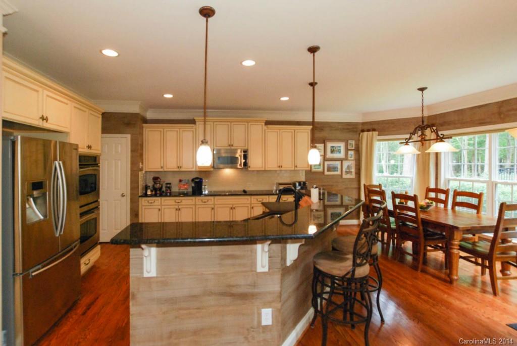 17028 Turtle Point Road Charlotte, NC 28278 - Photo 9 of 24 Gallery Image 9