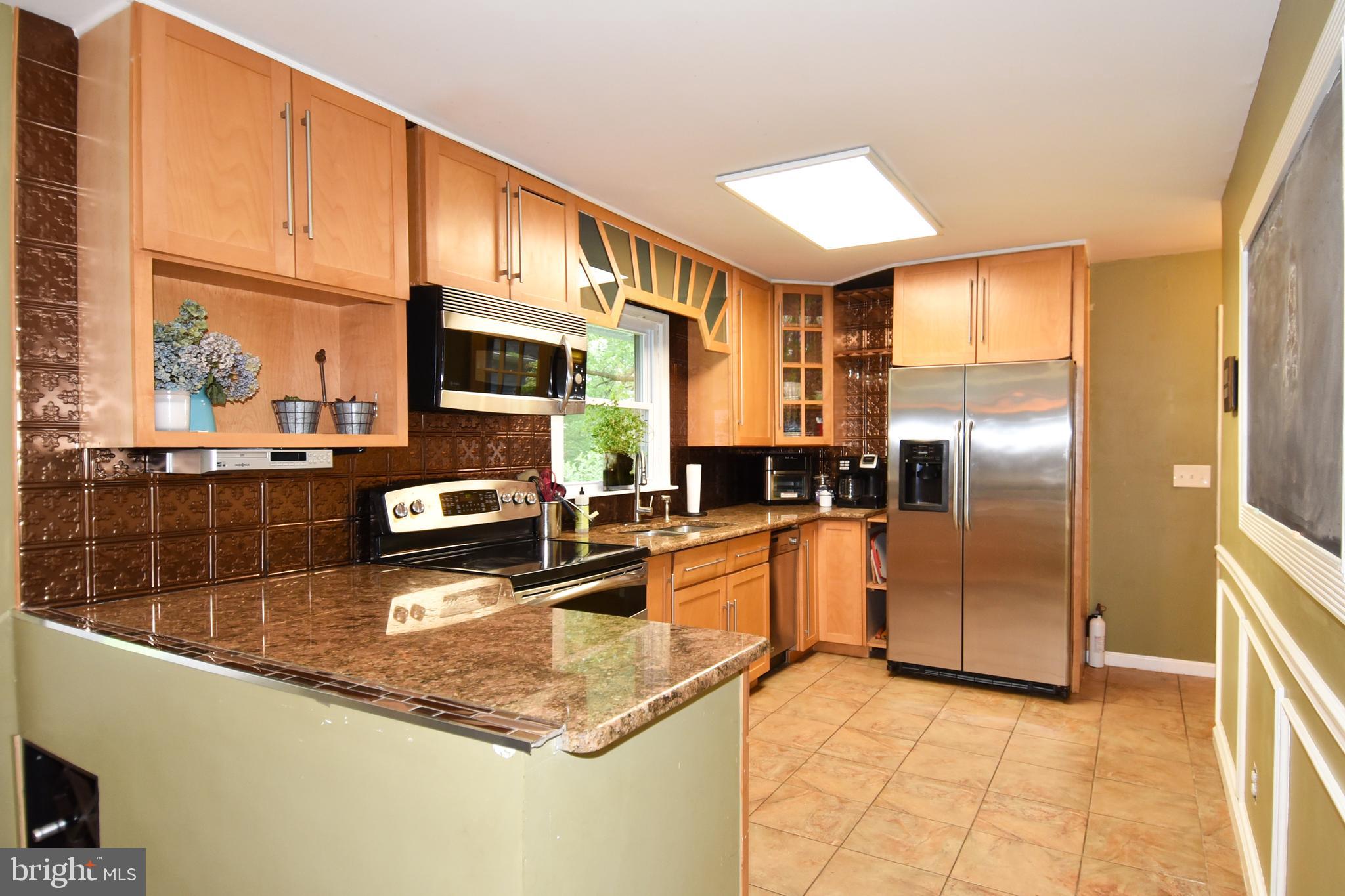 7405 Chrome Mine Road Gaithersburg, MD 20882 - Photo 2 of 34 Gallery Image 2