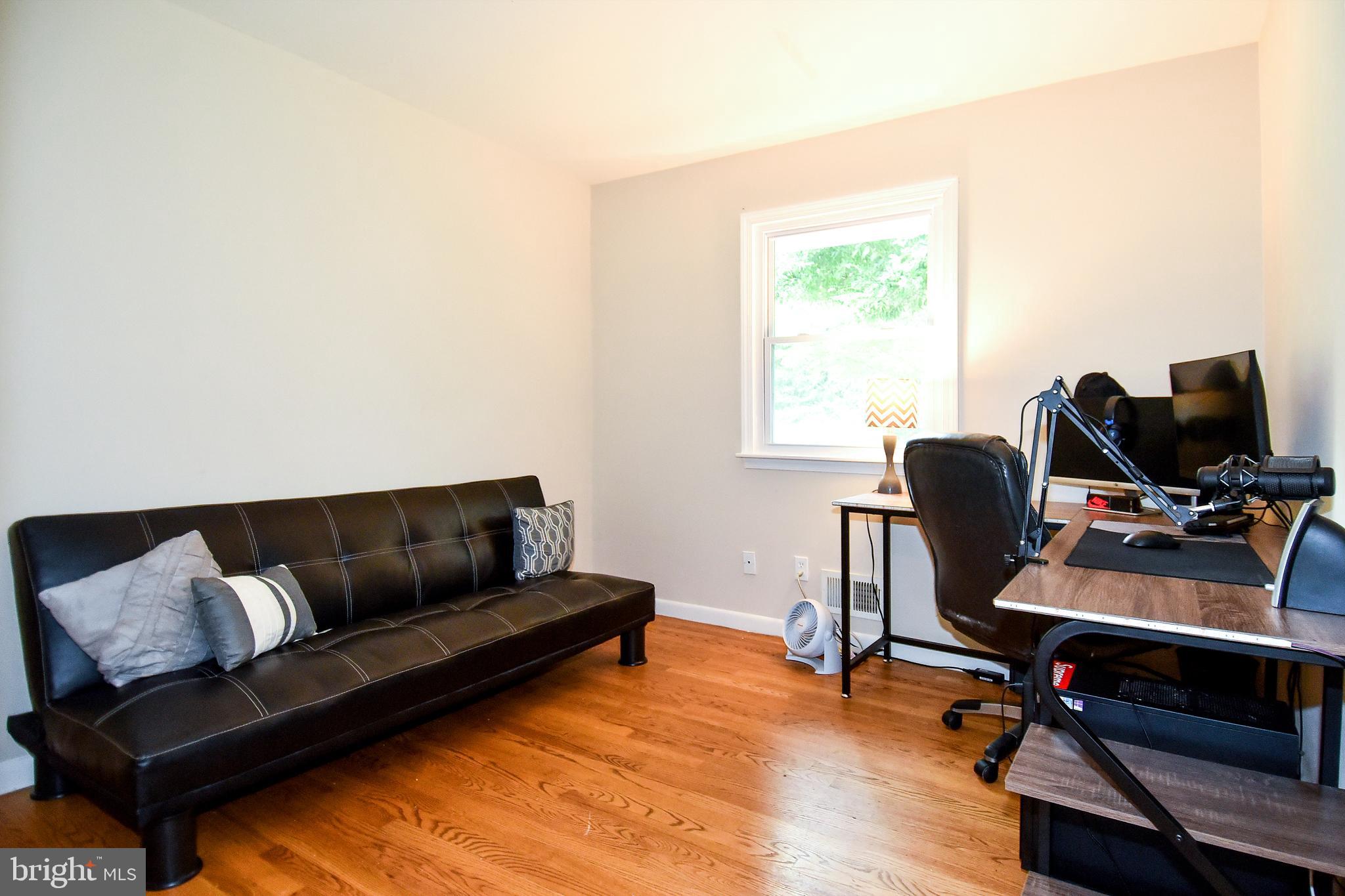 7405 Chrome Mine Road Gaithersburg, MD 20882 - Photo 16 of 34 Gallery Image 16