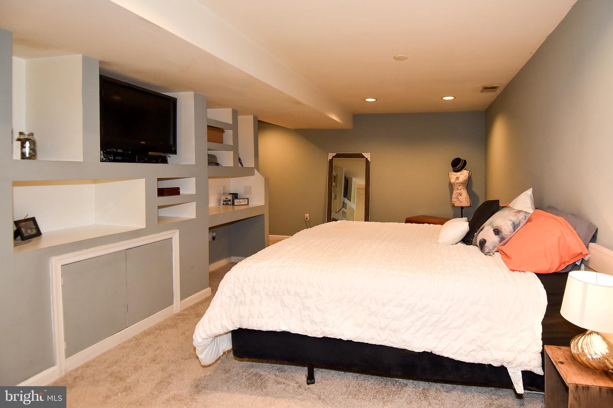 7405 Chrome Mine Road Gaithersburg, MD 20882 - Photo 18 of 34 Gallery Image 18