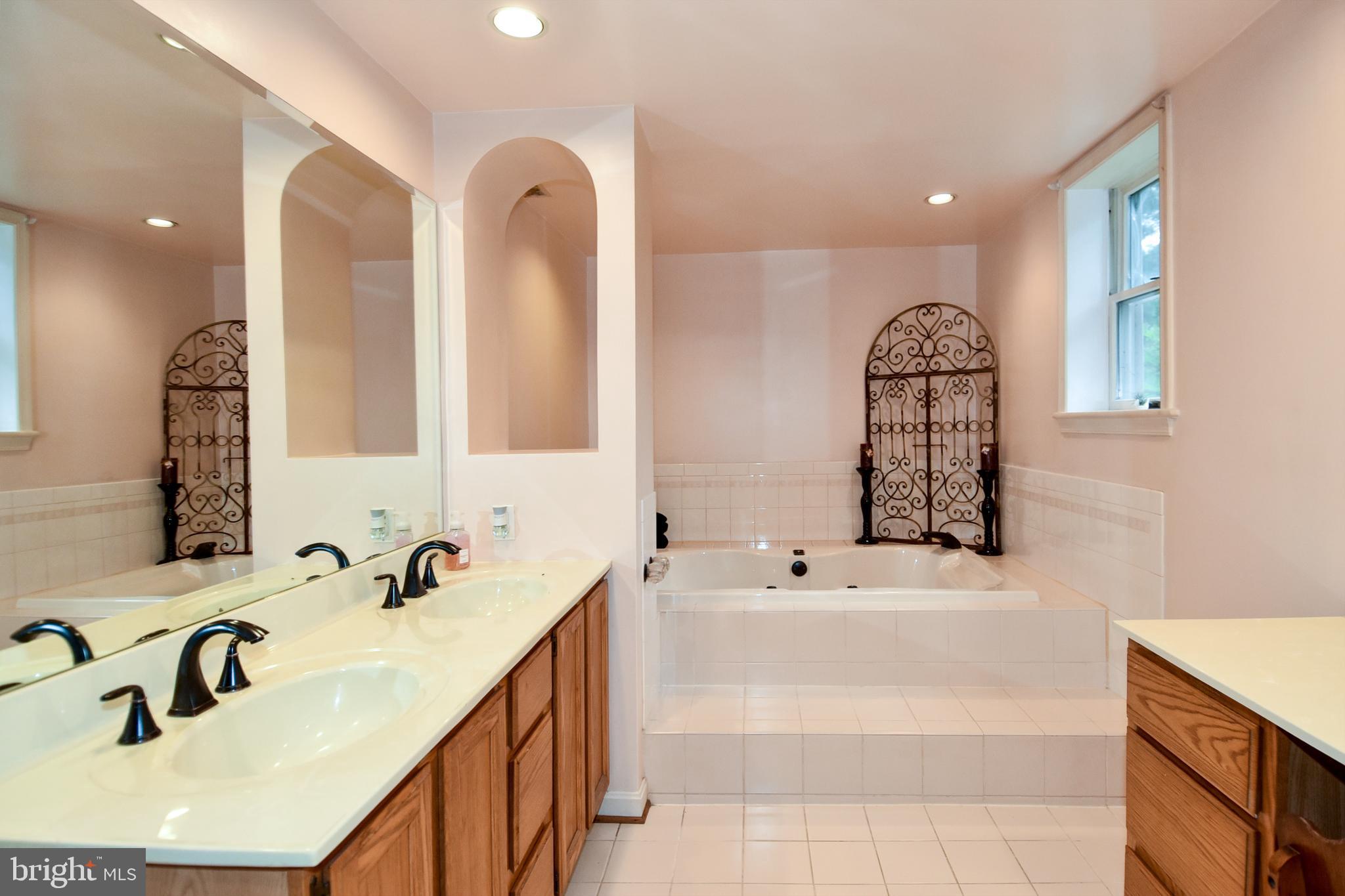 7405 Chrome Mine Road Gaithersburg, MD 20882 - Photo 20 of 34 Gallery Image 20