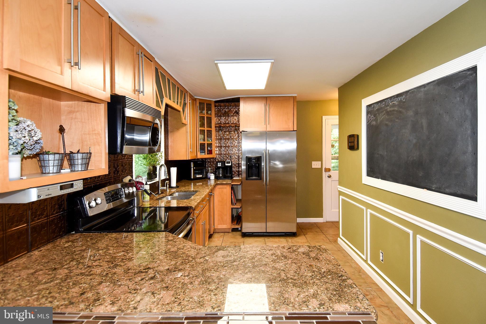 7405 Chrome Mine Road Gaithersburg, MD 20882 - Photo 3 of 34 Gallery Image 3