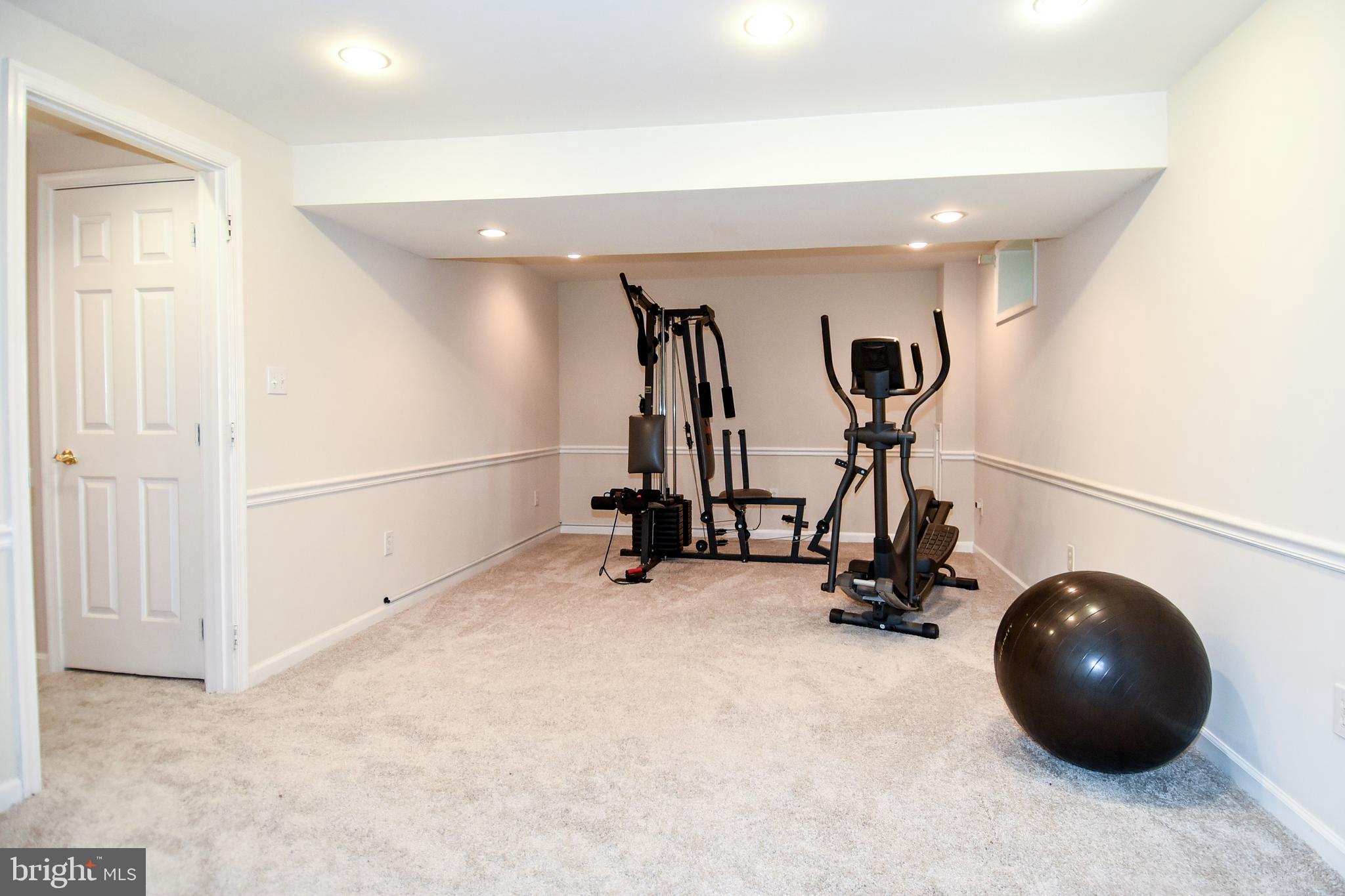 7405 Chrome Mine Road Gaithersburg, MD 20882 - Photo 24 of 34 Gallery Image 24
