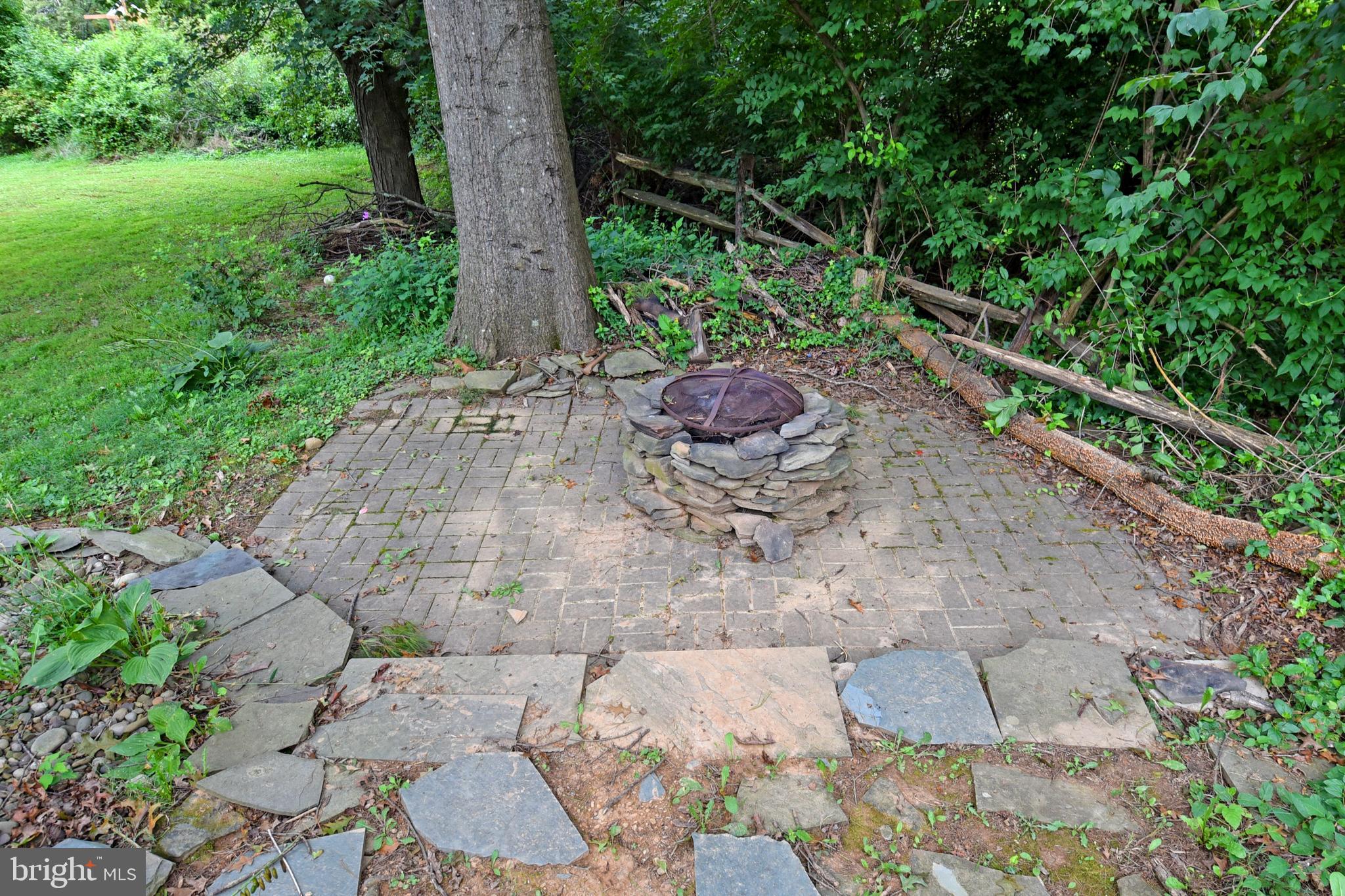 7405 Chrome Mine Road Gaithersburg, MD 20882 - Photo 28 of 34 Gallery Image 28