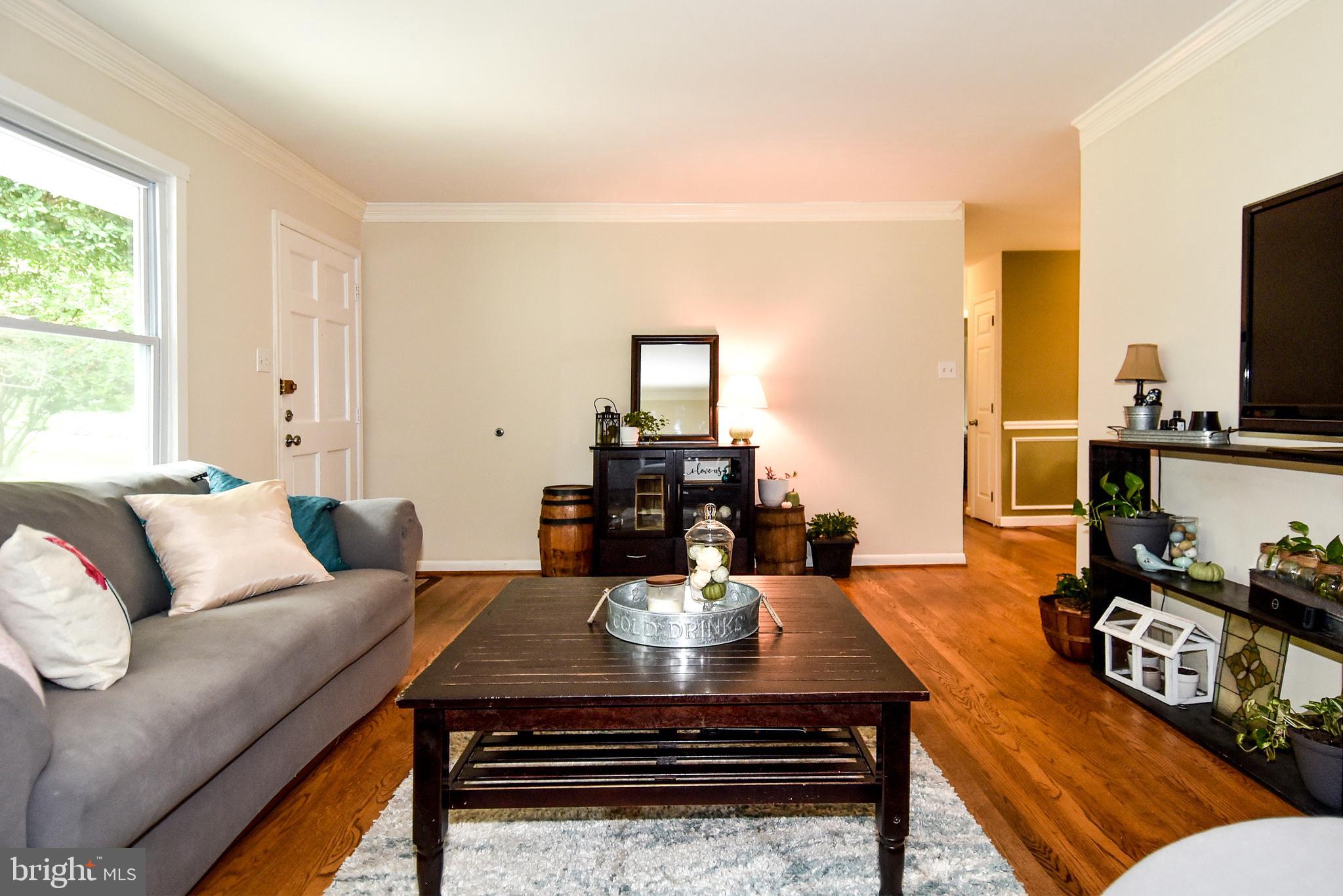 7405 Chrome Mine Road Gaithersburg, MD 20882 - Photo 8 of 34 Gallery Image 8