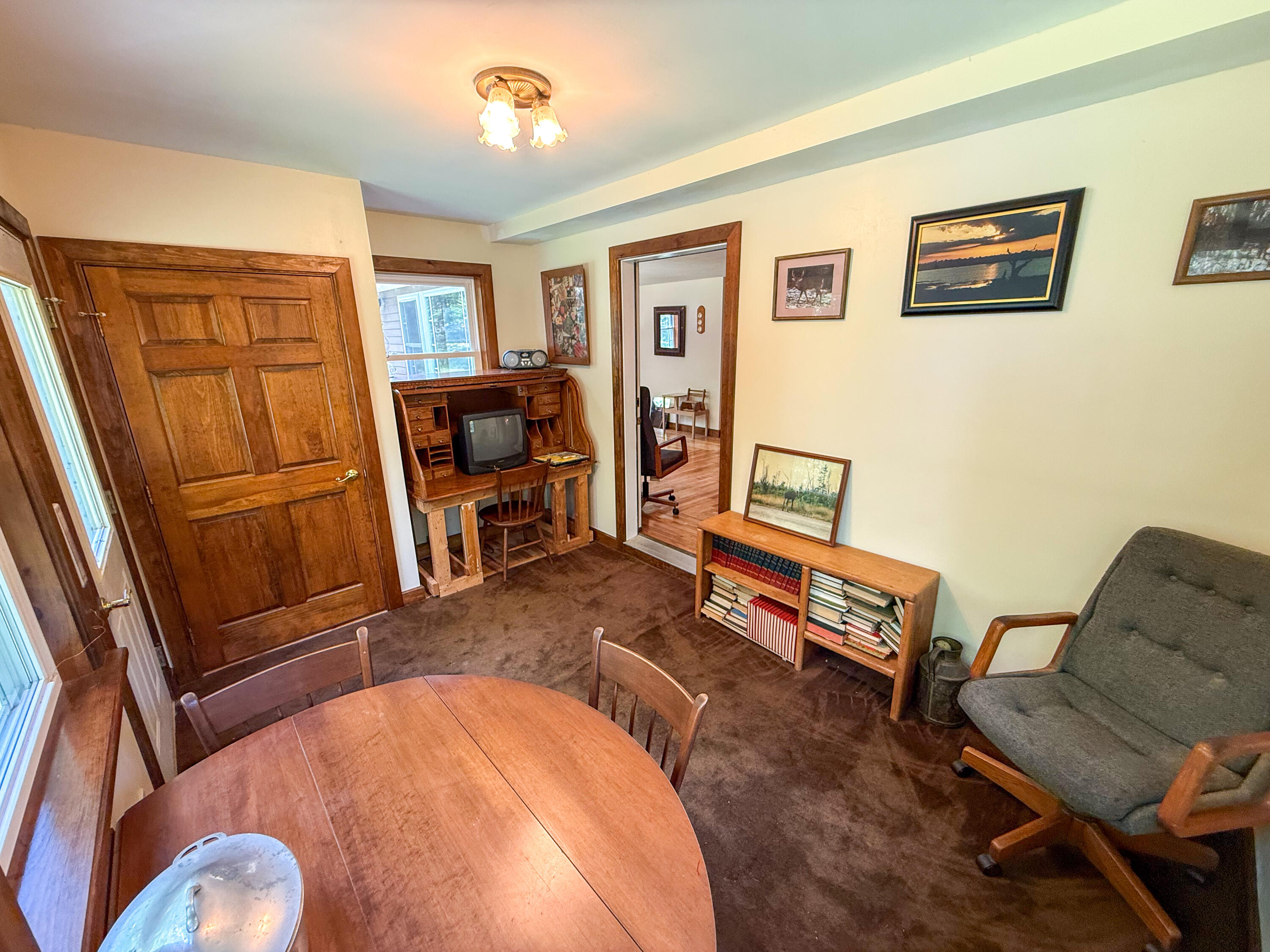 52 Oak Ridge Road Shirley, ME 04485 - Photo 22 of 32 Sunroom