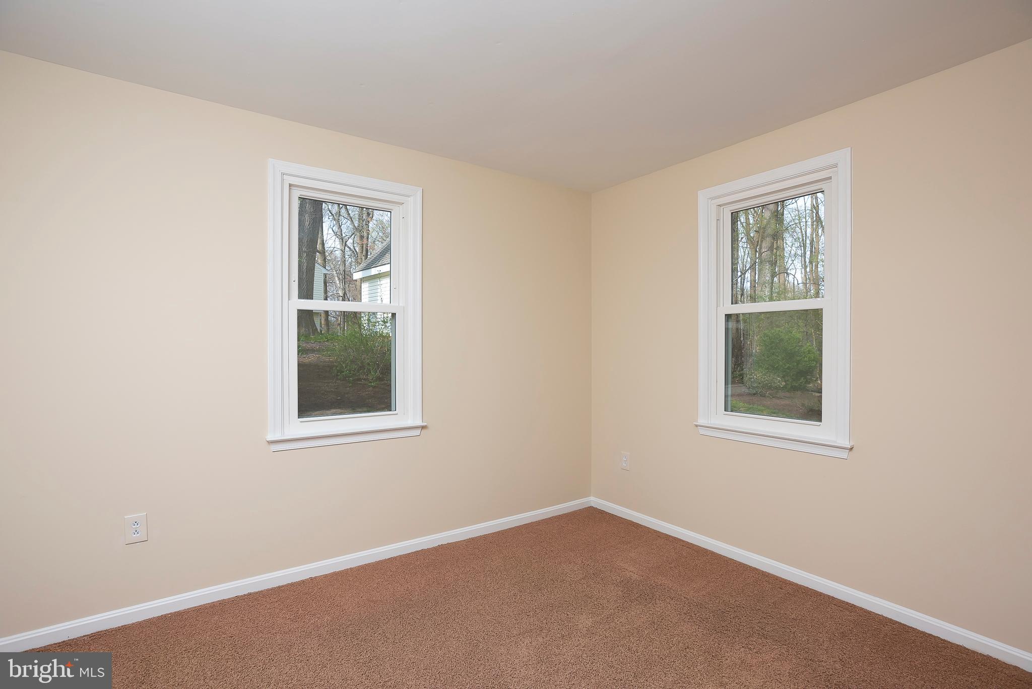 6239 Plaited Reed Columbia, MD 21044 - Photo 8 of 36 First Floor Den