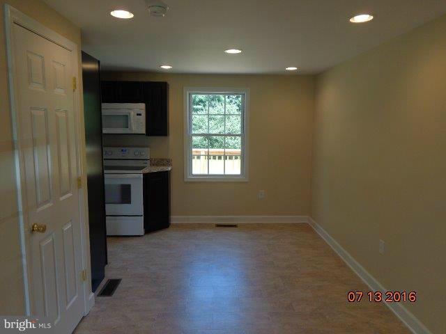 16132 Shaffer Road Sharpsburg, MD 21782 - Photo 9 of 24 Dining Room
