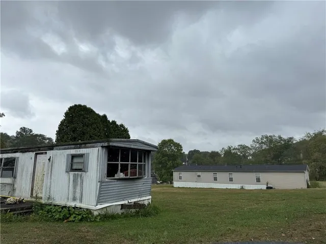 $349,000 | 107 Meadow Lark Lane, Bruin, PA 16022