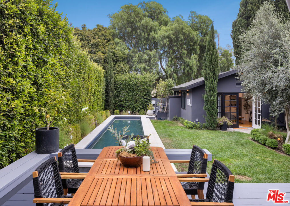 1036 Marco Place Venice, CA 90291 - Photo 16 of 35