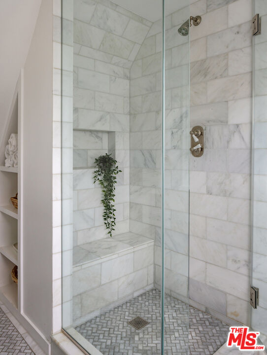 1036 Marco Place Venice, CA 90291 - Photo 26 of 35