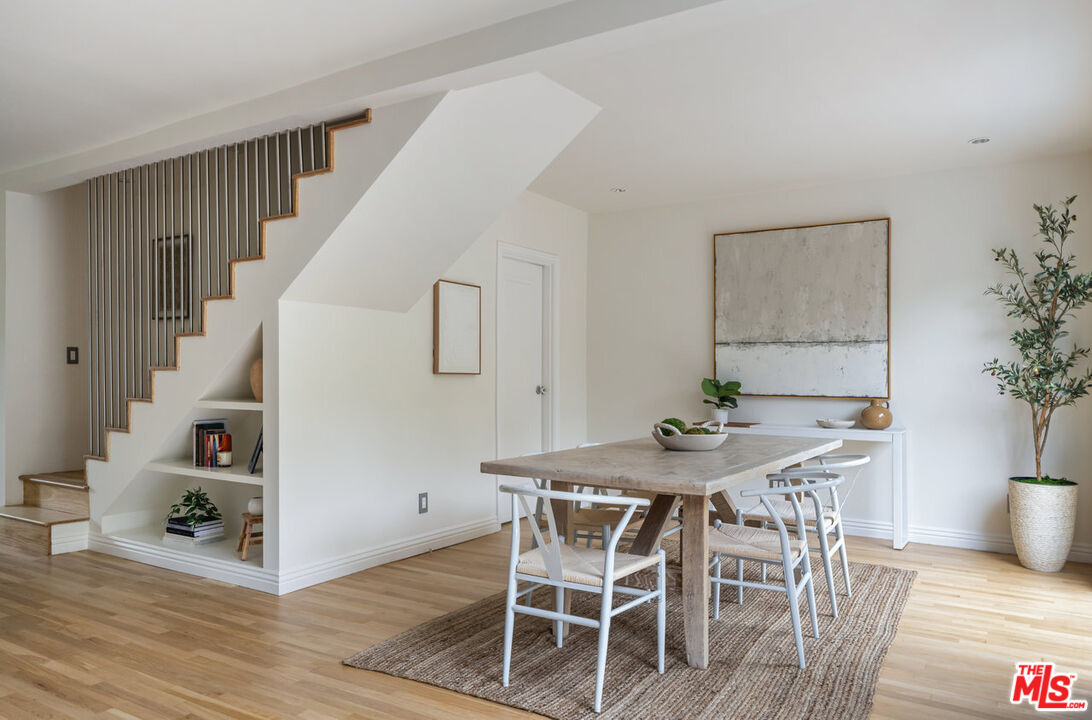 1036 Marco Place Venice, CA 90291 - Photo 7 of 35