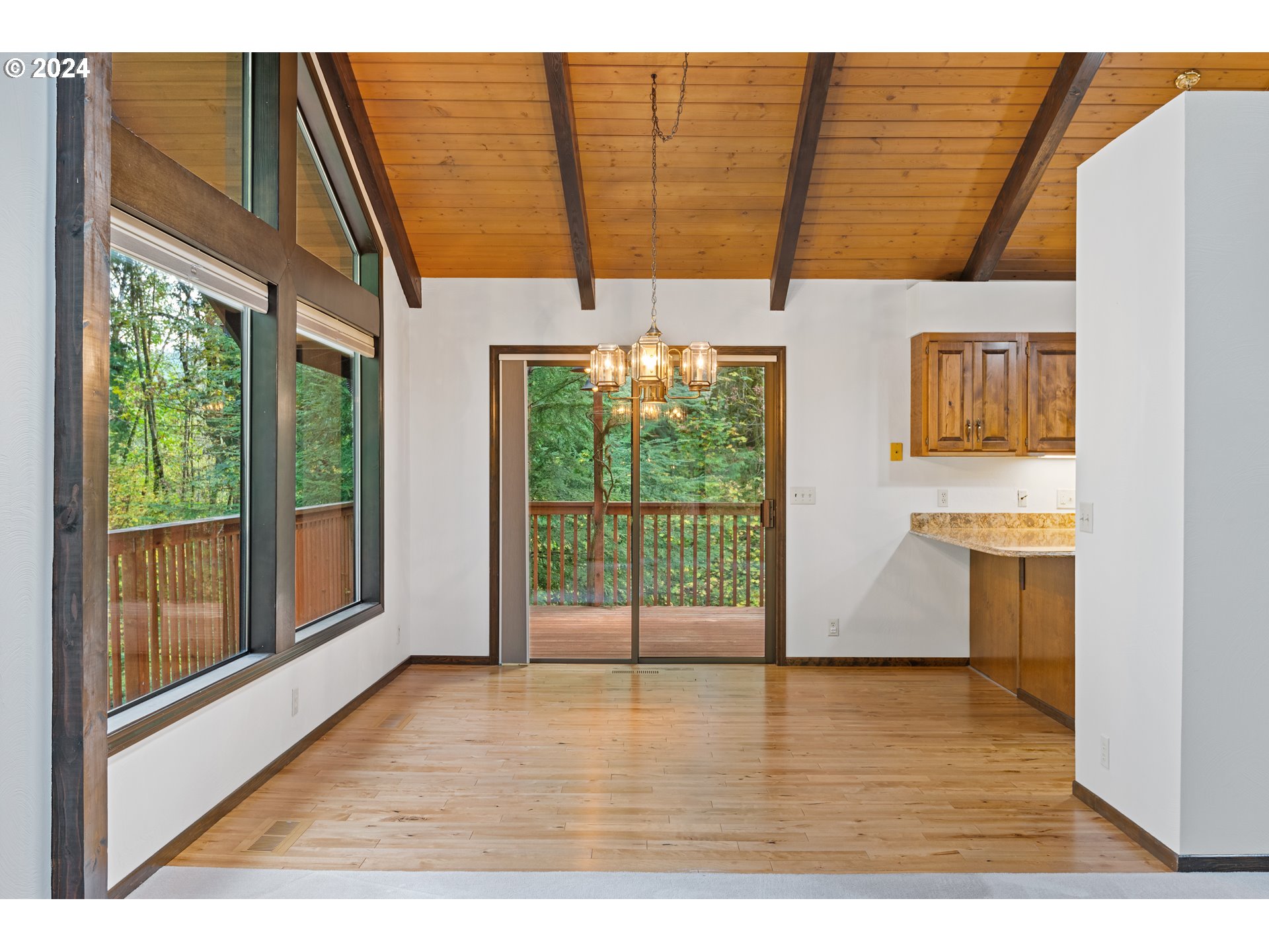 209 Car Road Longview, WA 98632 - Photo 9 of 40 a view of an entryway with wooden floor