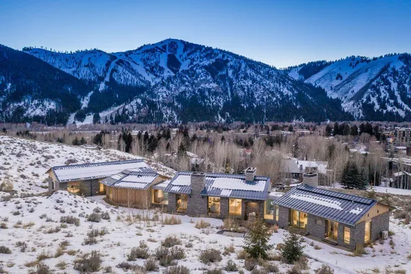 $23,950,000 | 220 Lava Street, Ketchum, ID 83340