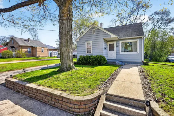 $165,000 | 1547 McKinley Avenue, Beloit, WI 53511