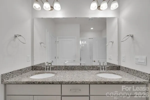 $2,200 | 4120 Steel Way, Sherrills Ford, NC 28673