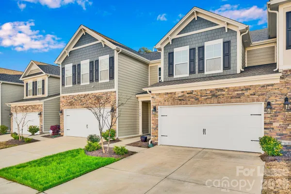 $2,000 | 4120 Steel Way, Sherrills Ford, NC 28673