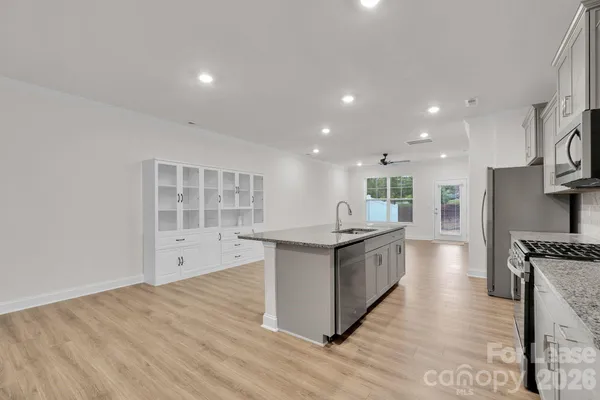 $2,200 | 4120 Steel Way, Sherrills Ford, NC 28673