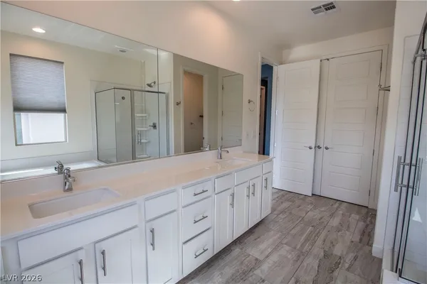 $3,400 | 11331 Gravitation Drive, Las Vegas, NV 89135