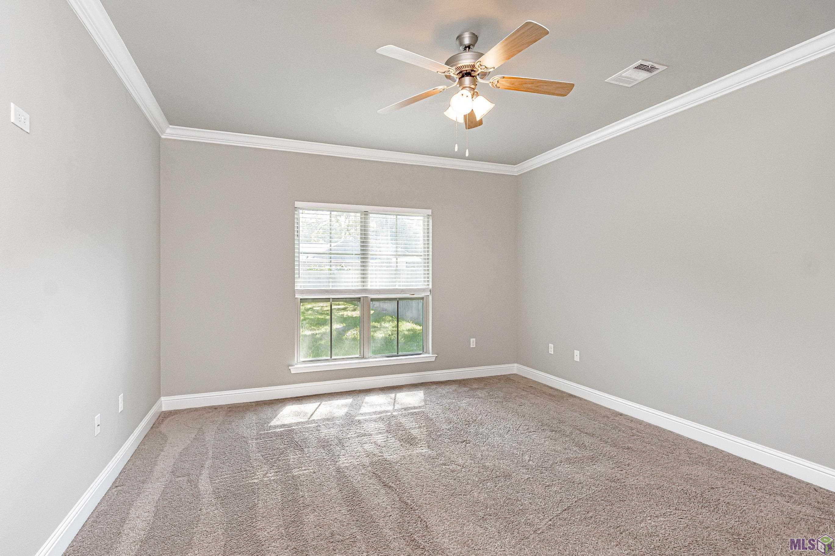 33618 Browning Road Denham Springs, LA 70706 - Photo 15 of 21 Primary Bedroom